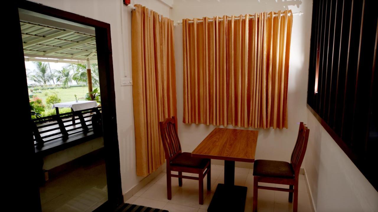 Ashtamudi Lake Garden Resorts Kollam Zewnętrze zdjęcie
